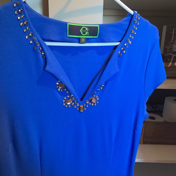 Dress - Picture 2 of 4